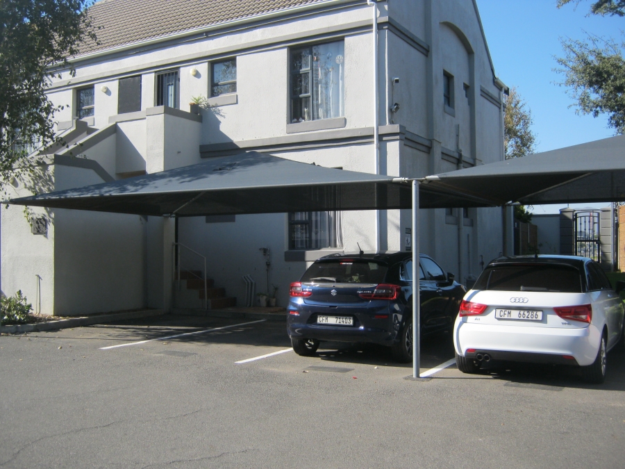 To Let 3 Bedroom Property for Rent in Longdown Western Cape